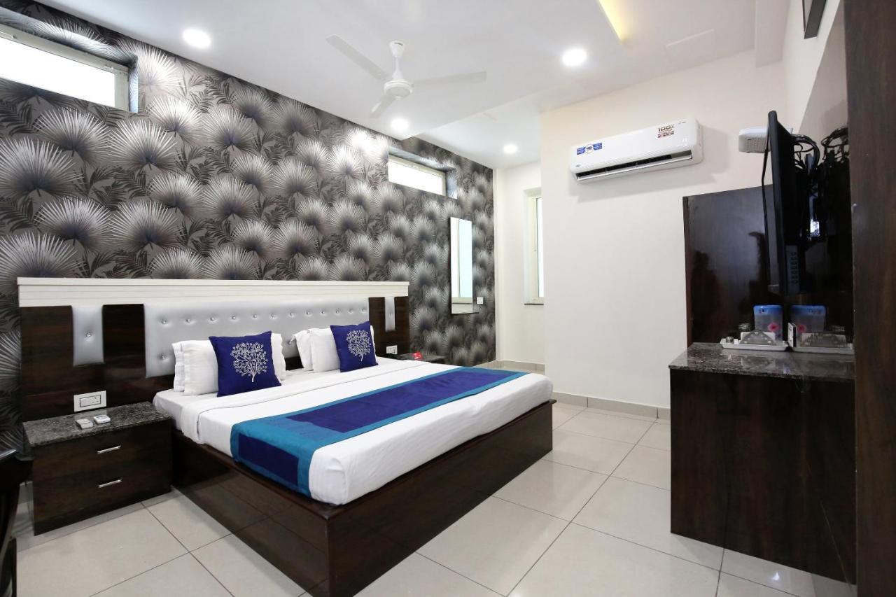 Oyo Hotel Obr Inn Лудяна Екстериор снимка